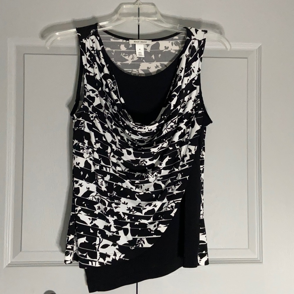 White and black patterned tank top